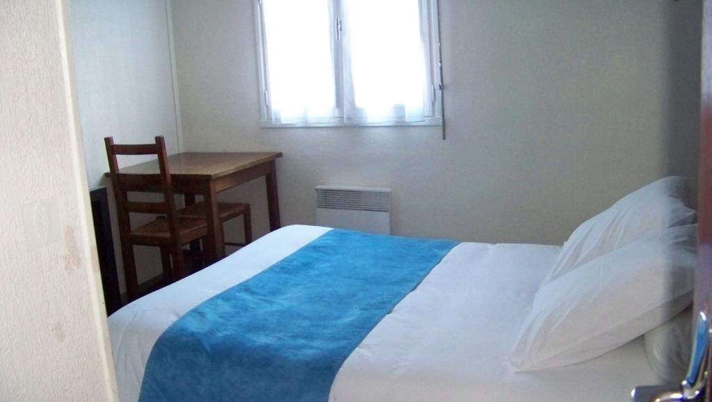 Hotel Du Port Concarneau Cameră foto
